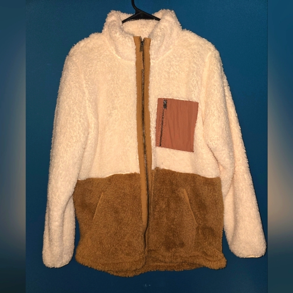 Maurices Faux Fur Sherpa Sweatshirt, NWT, Size Large